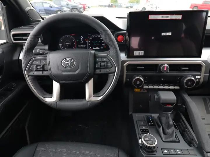 Toyota Tacoma TRD Off-Road 2026