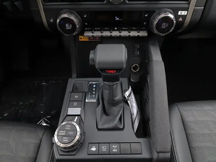 Toyota Tacoma TRD Off-Road 2026