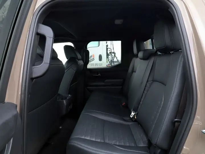 Toyota Tacoma TRD Off-Road 2026