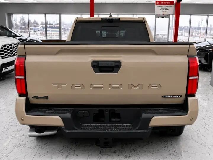 Toyota Tacoma TRD Off-Road 2026