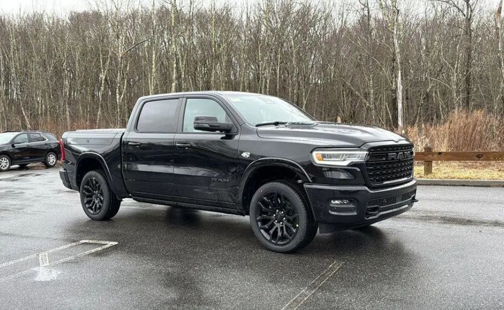 RAM 1500 Limited Night Edition 2026