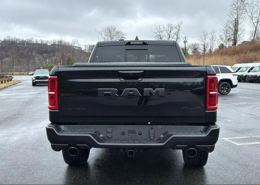 RAM 1500 Limited Night Edition 2026