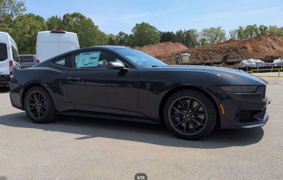 Ford Mustang Dark Horse Premium 2026