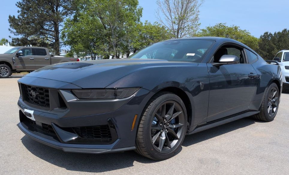 Ford Mustang Dark Horse Premium 2026