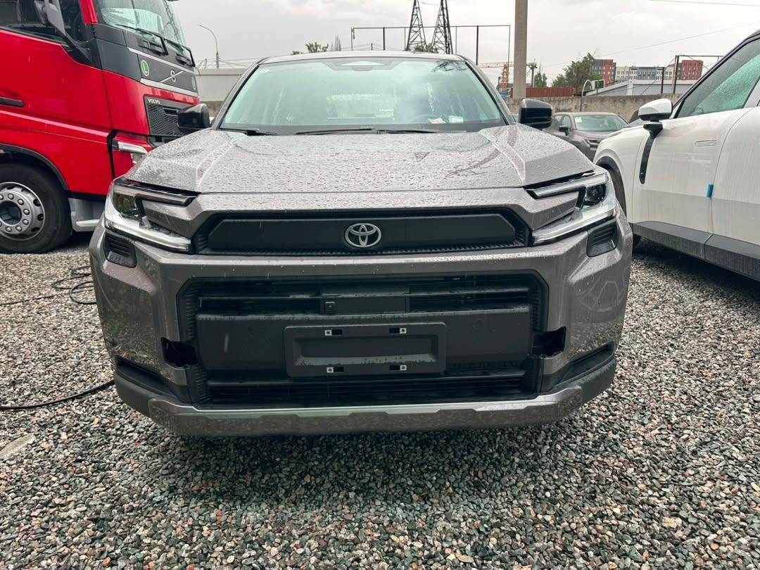 Toyota RAV4 XLE (Китай)