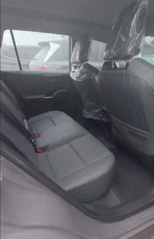 Toyota RAV4 XLE (Китай)