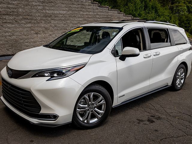 Toyota Sienna Platinum 2022