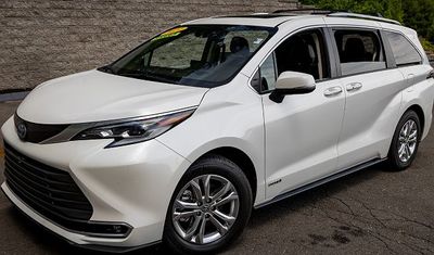 Toyota Sienna Platinum 2022
