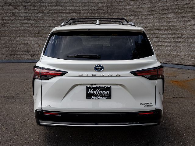 Toyota Sienna Platinum 2022