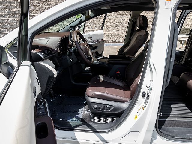 Toyota Sienna Platinum 2022