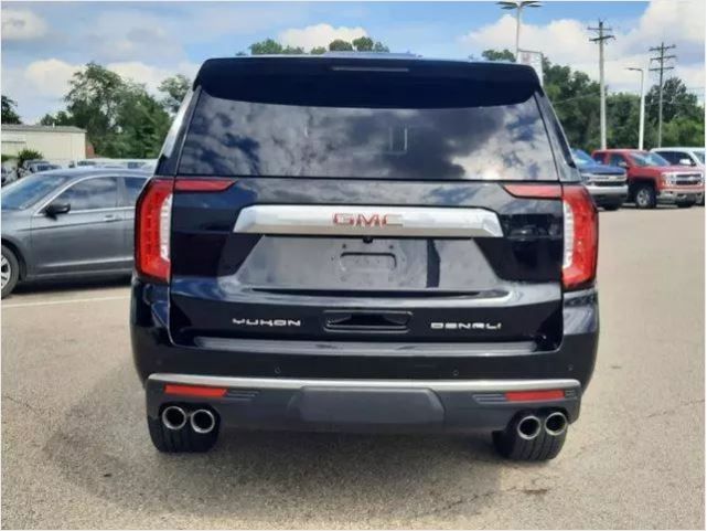 GMC Yukon Denali XL 2022