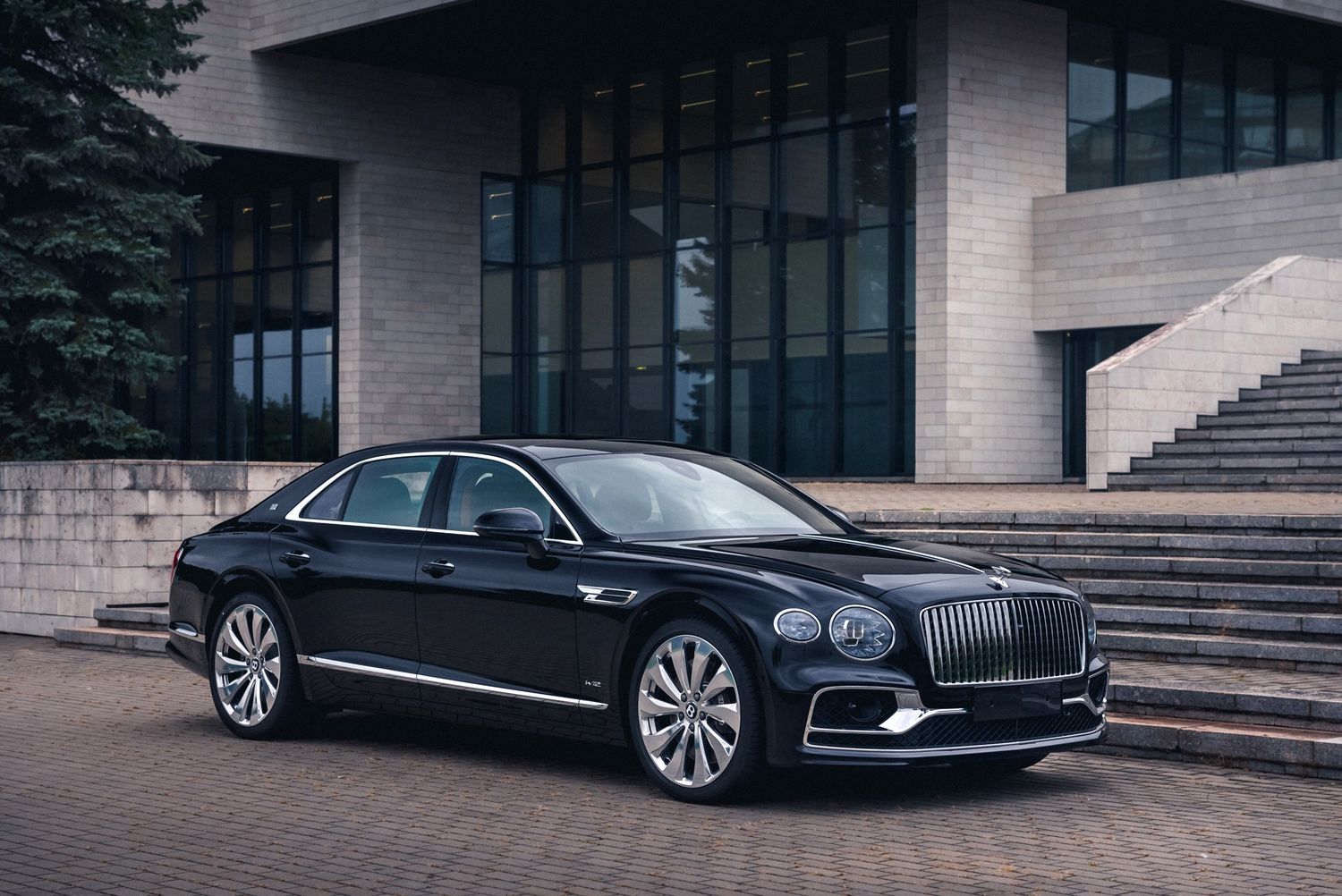 Bentley Flying Spur V8 2022