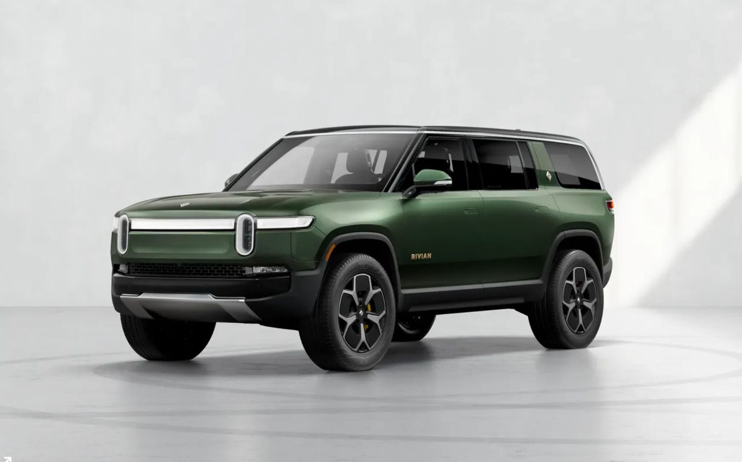 Rivian R1S Adventure 2021