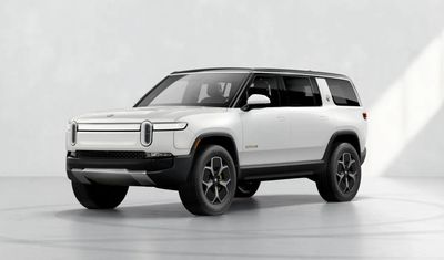 Rivian R1S Adventure 2021