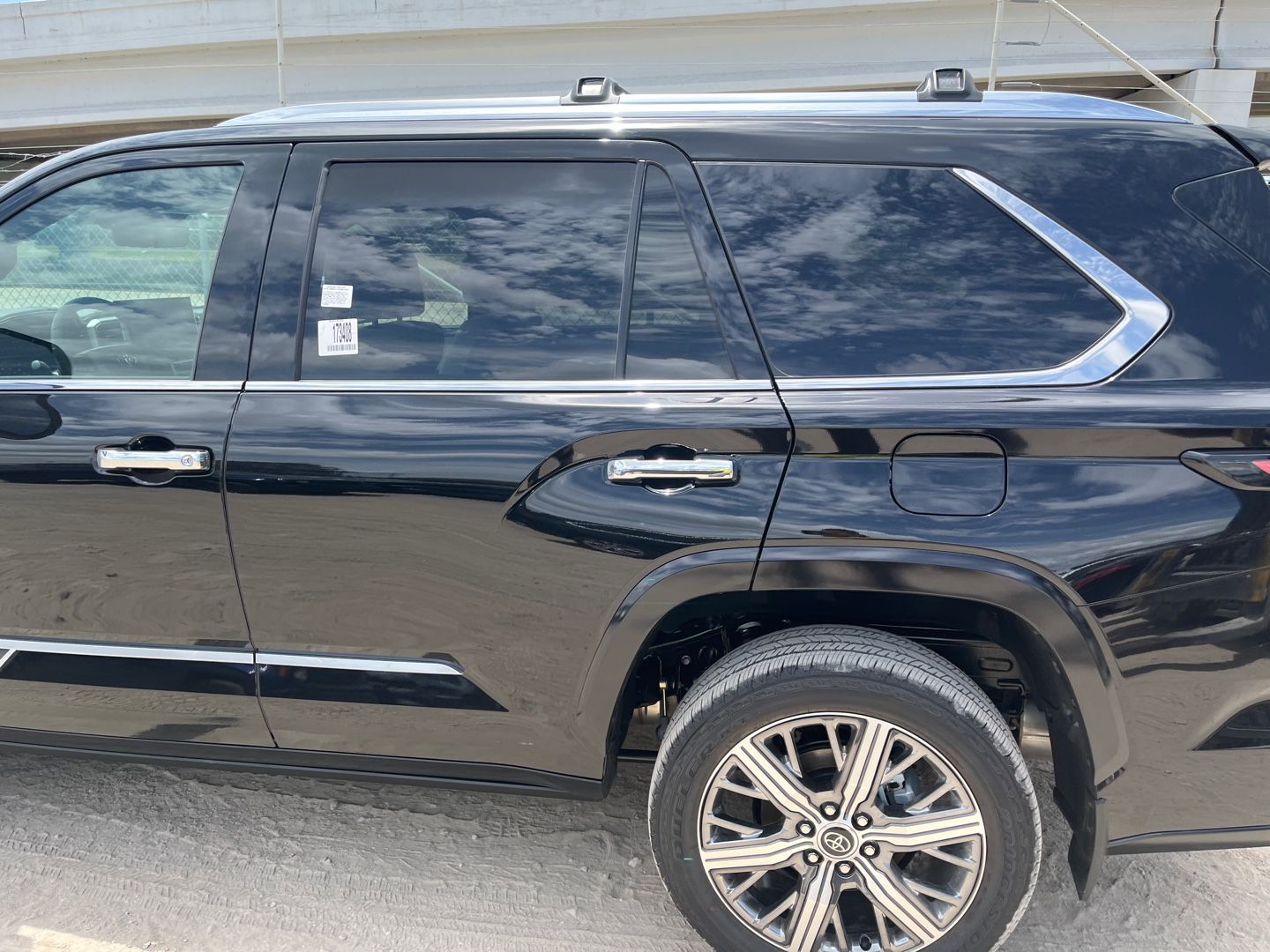 Toyota Sequoia Capstone 2023