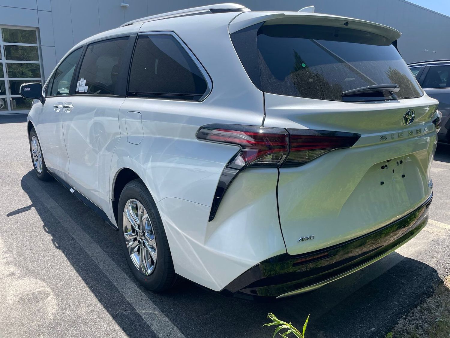 Toyota Sienna Platinum 2023