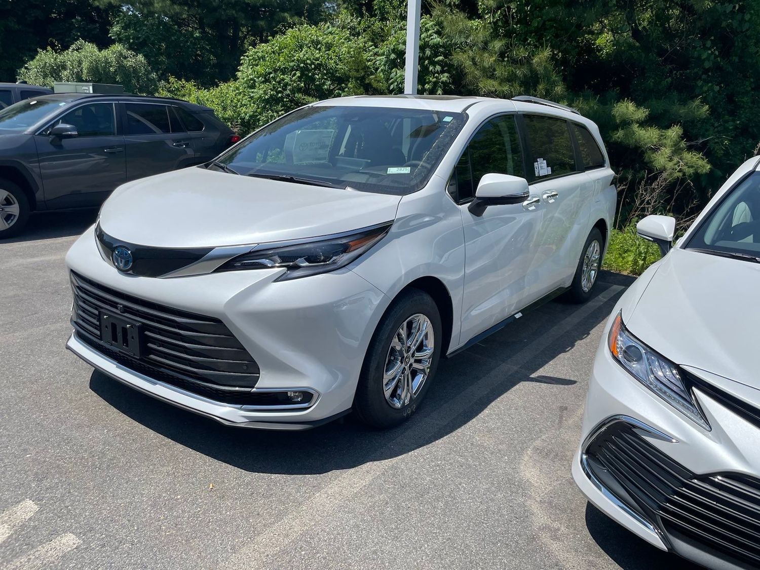 Toyota Sienna Platinum 2023