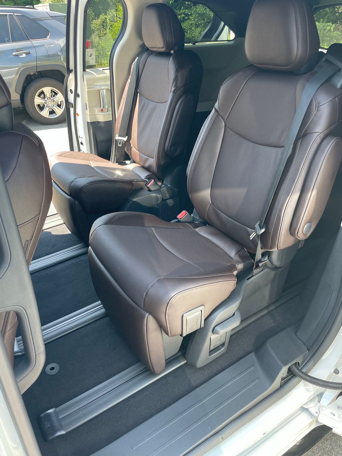 Toyota Sienna Platinum 2023