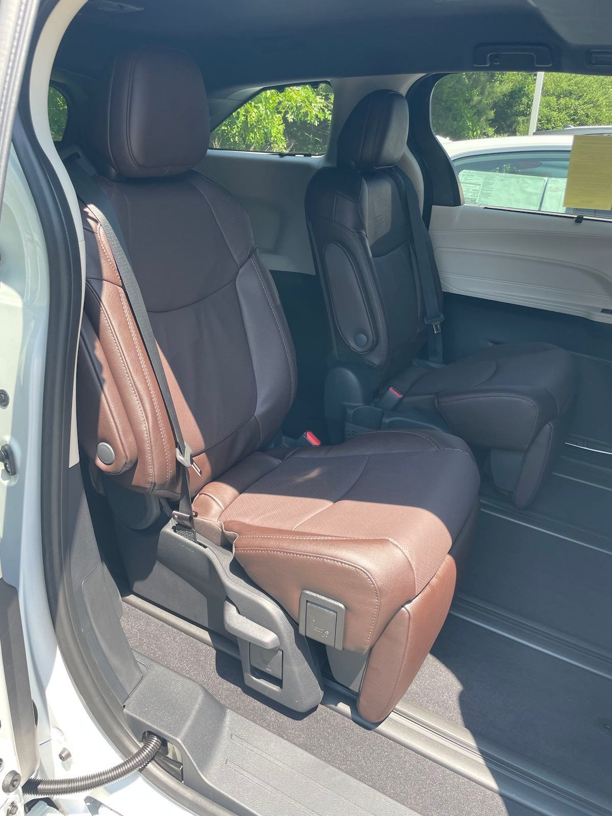 Toyota Sienna Platinum 2023